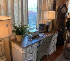 decorating unlimited showroom  